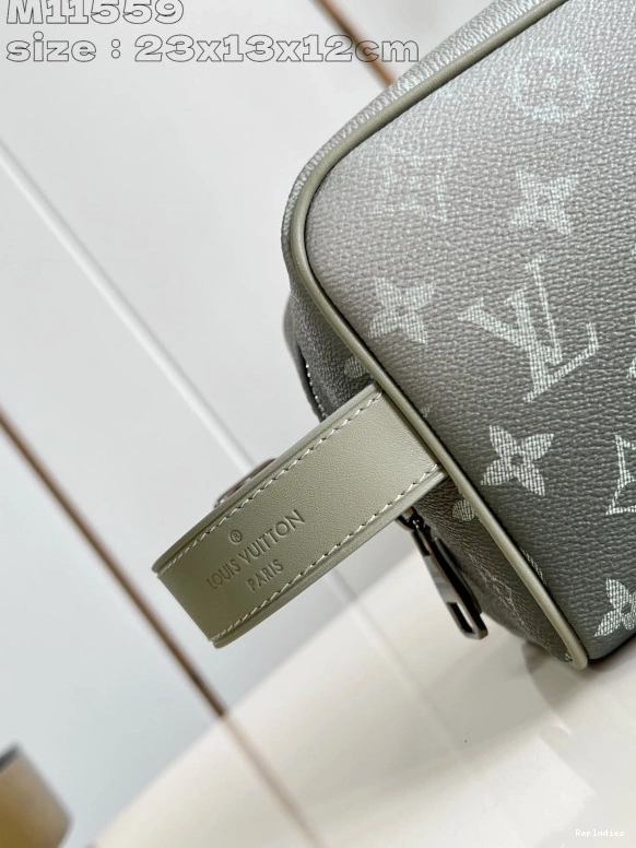 Rep ladies DOPP LOUIS LOCKER bag-23*13*12CM VUITTON KIT 0817
